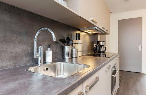 Delft Apartment | New Loft Apt View Delft city center balcony Utopia2c