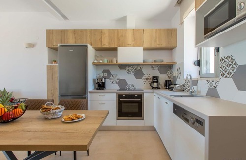 Gerani Villa | NEW Lux Villa ★ Prive Infinity pool ★ Jacuzzi ★ SeaView