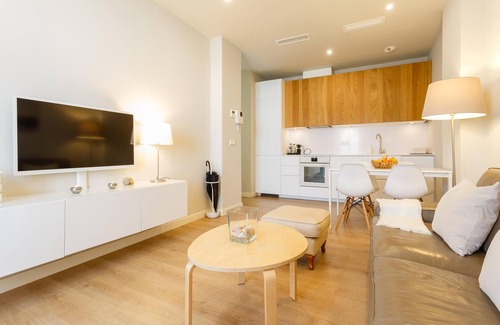 Old Town Apartment | New Luxurious apartment in heart of Cadiz wifi, air condition/heating, lift