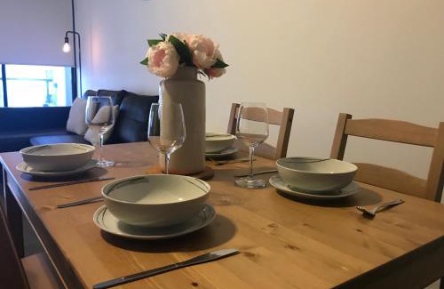 Liverpool Apartment | New Luxurious Skyview 2Bedroom Apartment Liverpool