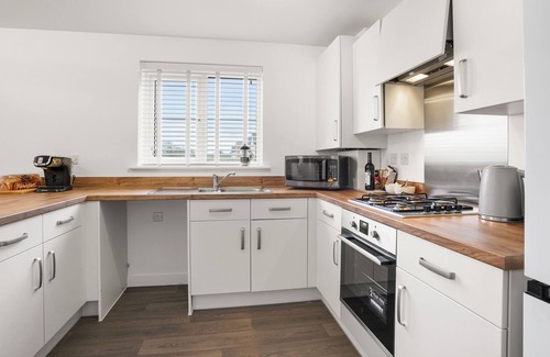 Lowestoft House | New Luxury 3 bed house in Oulton Broad Lowestoft