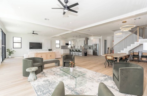 Port Isabel House | NEW LUXURY 4,000 SF Waterfront Home w/Pool , Sleeps 22