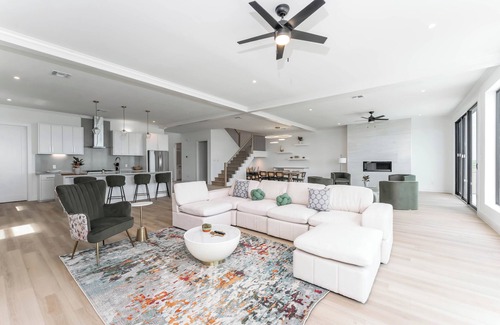 Port Isabel House | NEW LUXURY 4,000 SF Waterfront Home w/Pool , Sleeps 22