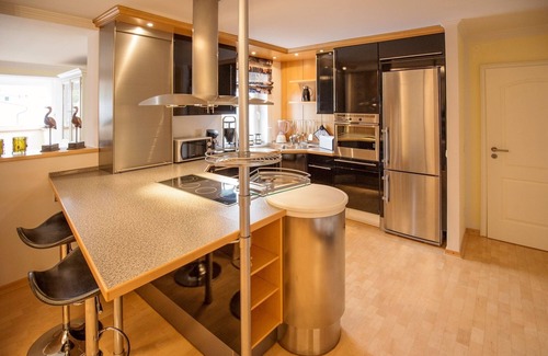 Binz Apartment | New! Luxury penthouse in 1A location with sauna and rooftop terrace, beach chair on the beach