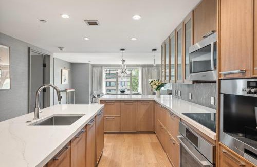 Snowmass Village Apartment | New! Luxury Resort Penthouse - Stunning 3 Bedroom