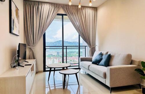 Kampung Sungai Nibong Apartment | New LuxurySuite Rooftop Pool Stunning View airport 9pax
