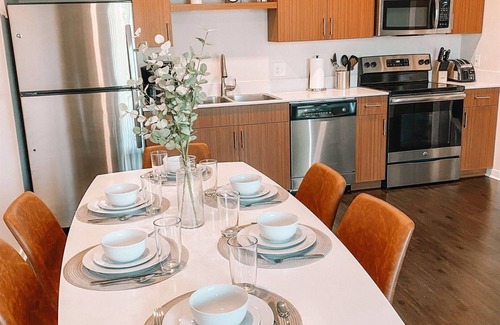 Traverse City Condo | New Mgmt~ Trailside Condo- Downtown Traverse City!