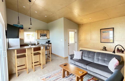 Iona Cabin | New modern 1 Bedroom Suites in Iona, NS