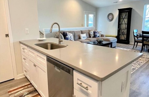 North Carolina Coast House | New & Modern Beach Home with Golf Cart!
