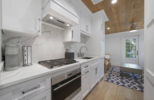 Seaside Cottage | New Modern Construction With King Primary, 351 Ft. to Beach + 2 Adult Bikes!