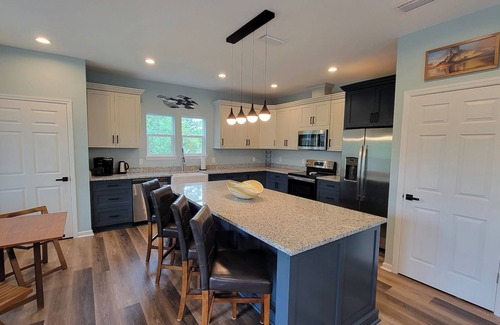 Alligator Point House | New modern home, 3 minute walk to the beach, on bike trail, full RV hookup