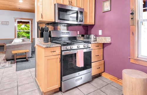 Mount Holly House | *NEW* Mt.Holly Haven GameRoom/Firepit/HotTub/Pets