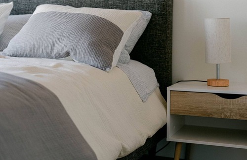 Rosseau Cabin | NEW Nordic style HYGGE cabin with SAUNA & HOT TUB