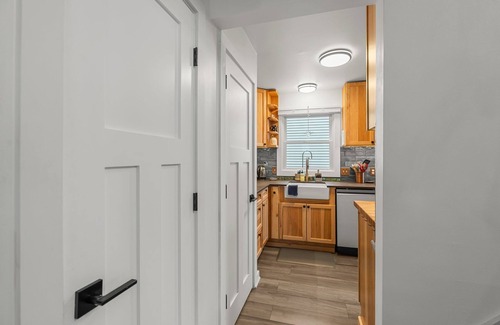 Bottineau House | *NEW* Northeast Arts District Home | EV Charger