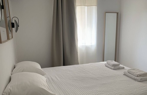 Cauro Apartment | New on Cauro! T2 fully equipped with garden