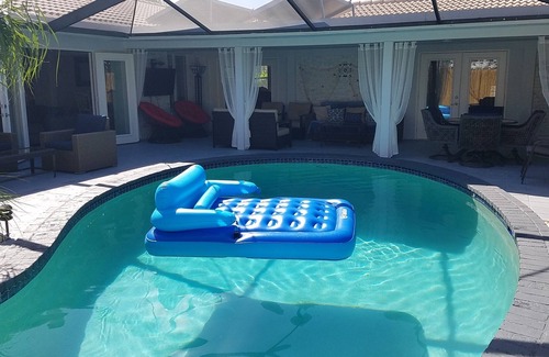 Cypress Lakes House | New on the market! Newly Renovated 3BR/2BA with large heated saltwater pool!