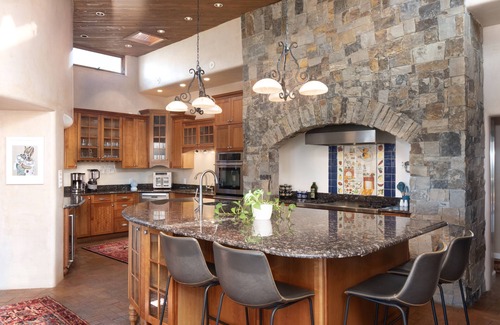 North Hills House | NEW ON VRBO! El Camino Stunning home Dale Ball trails Santa Fe Ski Area Forest