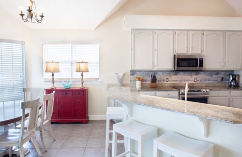 Slidell House | New Orleans Area Beautiful Waterfront Home 4BR with Private Boat Dock