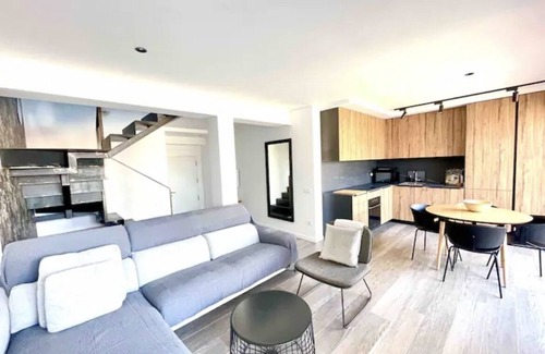 El Cabanyal Apartment | NEW Penthouse at Beach/Cabañal/2 beds/3 baths.nJust 5 minutes from the beach.