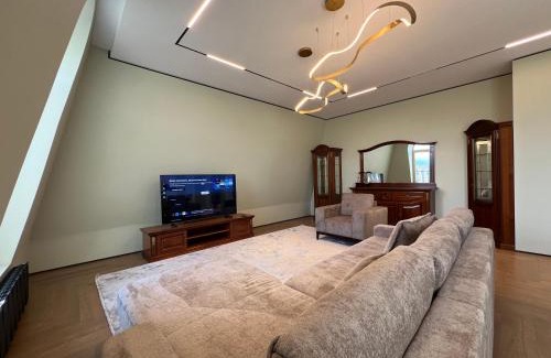 Almaty Apartment | New Penthouse near Kok-Tobe with Mountain & City Views