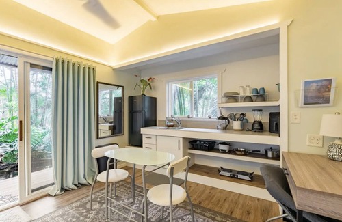 Honaunau-Napoopoo Cottage | NEW! PonoMana Oasis - The Koi Cottage