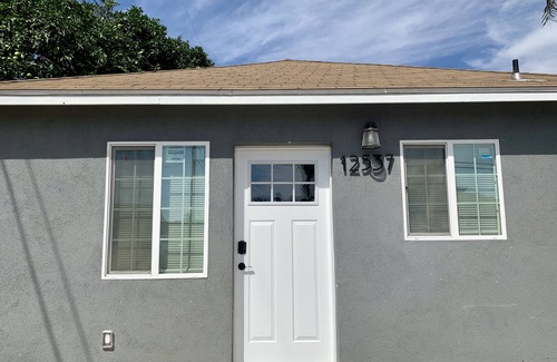 Valley Glen House | New Private house near studios