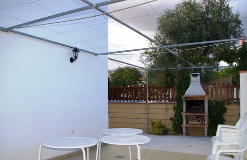 Melegis Cottage | New quiet town house in the middle of nature and near the beach