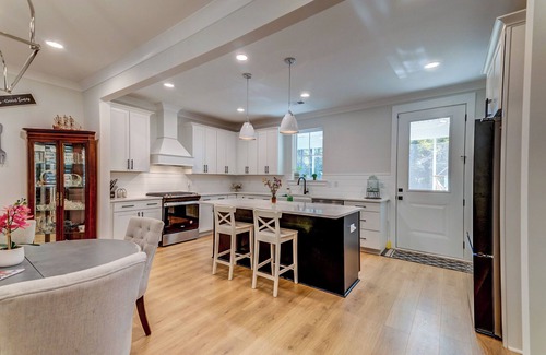 Ridgeville House | New ranch near Volvo!