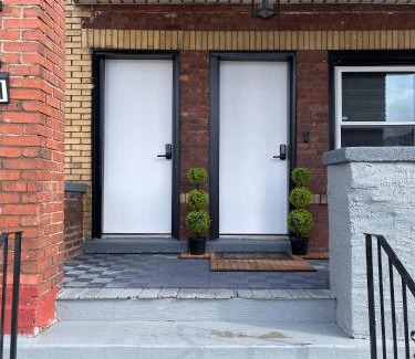 Niagara Falls Apartment | New Renovated 2 Bedroom USA Side