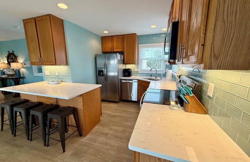 Topsail Beach House | NEW RENTAL-4BR3BA House at South Topsail Beach W/Private Beach & Pool Access