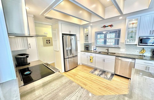 Miramar Beach House | New rental Near the Beach with Golf Cart 750SP