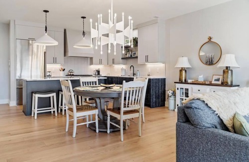 Walloon Lake Condo | *NEW* Renwick Condo Walloon Village! 7 night minimum