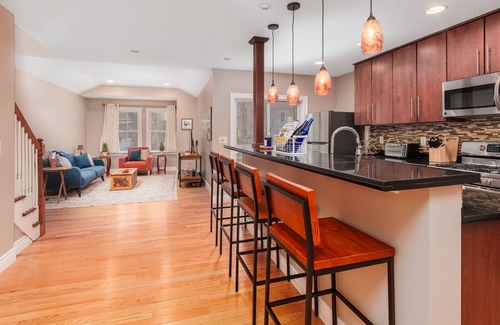 Saratoga Springs House | NEW! Saratoga West Side Bungalow Walk 2 Shops Eats