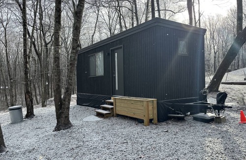 Rising Fawn Cabin | New Secluded Modern Bespoke Cabin, 6 Miles from Cloudland Canyon State Park