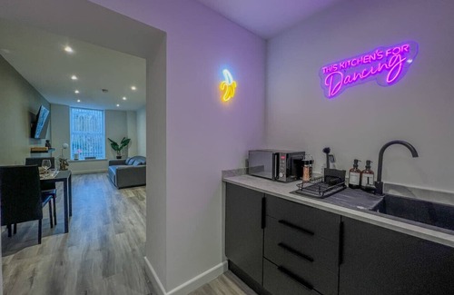 RopeWalks Apartment | New! Stylish, Modern and Central | Book Now!