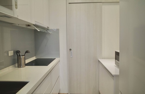 Daan Apartment | NEW! Sunny Apt 2BD 2 Bathrooom｜6 Min MRT｜DN7