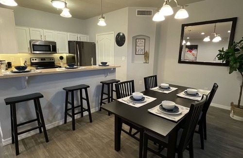 Southwest Village Condo | New! Sunny Scottsdale @ Heart of Old Town