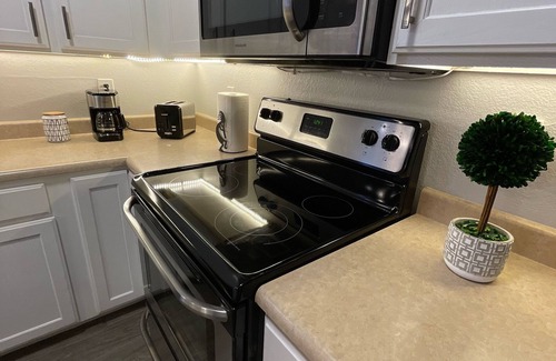 Southwest Village Condo | New! Sunny Scottsdale @ Heart of Old Town