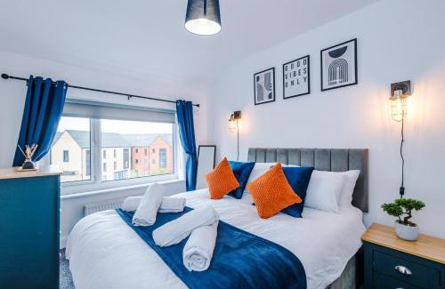 Wigan Apartment | NEW! The Acacia House Lodge - Modern & Stylish 3 Bed By Parydise Properties Ltd - Ideal for families or business stays!