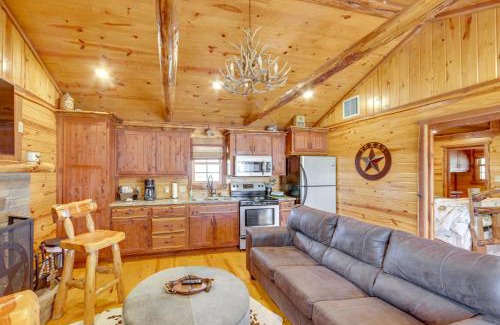 Edom House | NEW The Deer Cabin Peaceful Refuge in East Texas