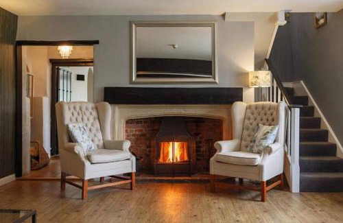 Thorpe Market House | NEW The Green House B&B Cromer Sleeps 20 Hot Tub