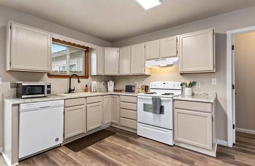 Twin Falls House | ✨ NEW The Idahoan Clean Central TF 3 bedroom house