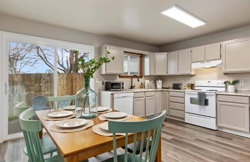 Twin Falls House | ✨ NEW The Idahoan Clean Central TF 3 bedroom house
