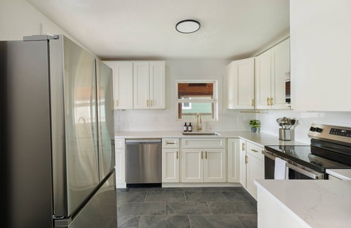 Bremerton House | NEW! The Lookout Landing 4-Bedroom Home