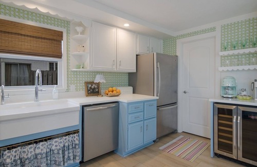 Glen Arbor Cottage | New-The Shaye Hideaway- Stylish cottage with private Little Glen Lake access