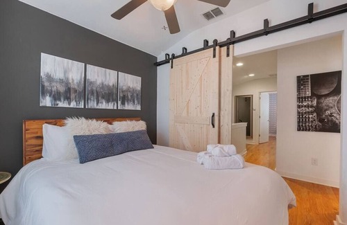Tobin Hill House | NEW! Tobin Hill Gem, 7 Mins to Downtown!