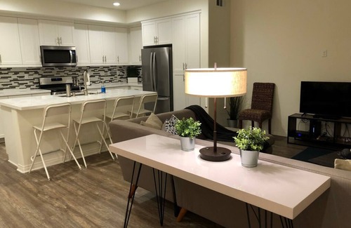 Imperial Beach House | New townhouse 3bd/2.5ba view of the bay near golf course and beach