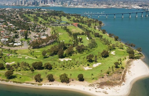 Imperial Beach House | New townhouse 3bd/2.5ba view of the bay near golf course and beach