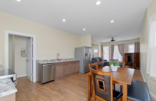 West Central Apartment | New unit downtown Fort Wayne- by Grand Wayne, Embassy, Electric Works, Tin Caps.