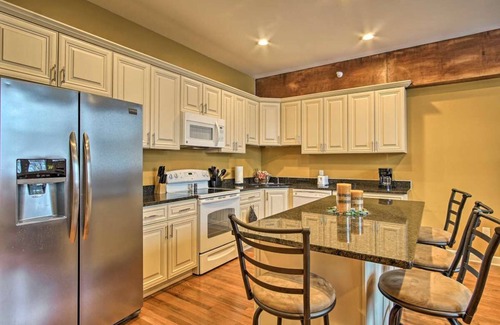 Sawyer House | New Unit In Downtown Sawyer Close to Warren Dunes